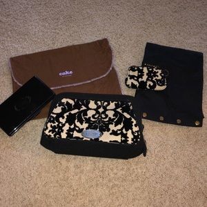 Petunia Pickle Bottom Cake Clutch Diaper Baby Bag